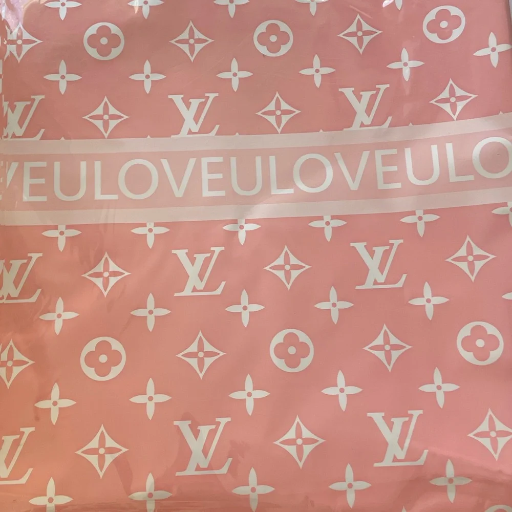 Plastic Luxury Wrapping Tissue Paper 20 pk